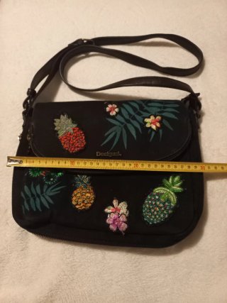 Bolso Desigual Negro con Piñas y Flores