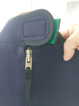 Neopreno azul con logo