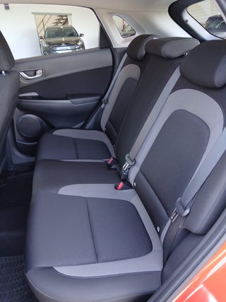 HYUNDAI KONA TECNO 2C Red 4x2 120cv