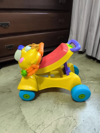 Correpasillos León Fisher Price 2 posiciones