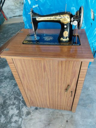 Máquina de coser Singer antigua Inglaterra 1920