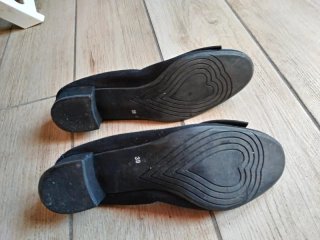 Scarpe Le Babe nere con fiocco e cuore