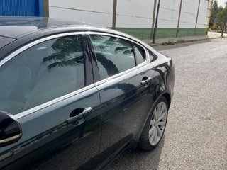 Jaguar XF 2011