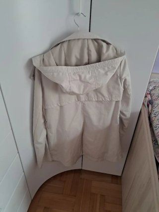 Gabardina Stradivarius Beige Talla L