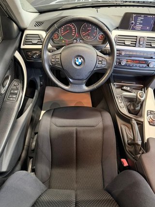 BMW Serie 3 318d Touring