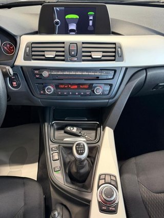 BMW Serie 3 318d Touring