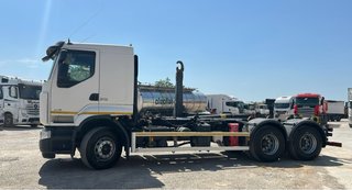 RENAULT PREMIUM LANDER 460 2014 GANCHO MULTILIFT