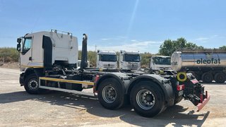 RENAULT PREMIUM LANDER 460 2014 GANCHO MULTILIFT