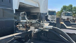 RENAULT PREMIUM LANDER 460 2014 GANCHO MULTILIFT