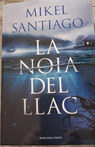 La noia del llac