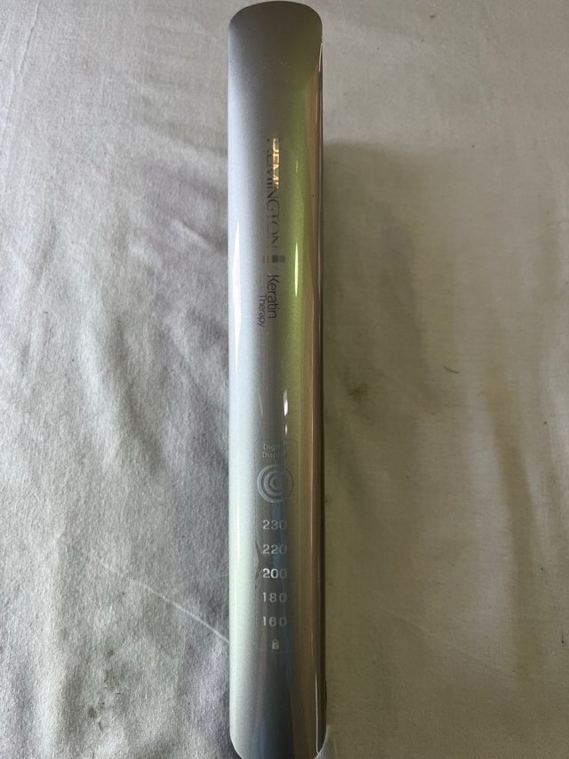 Plancha Remington Keratin Therapy Pro
