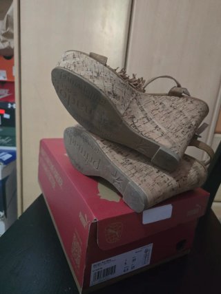 Zapatos de cuña beige/marrón talla 40