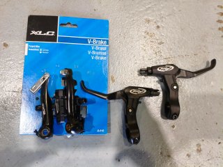 Manetas Avid y Frenos XLC V-Brake