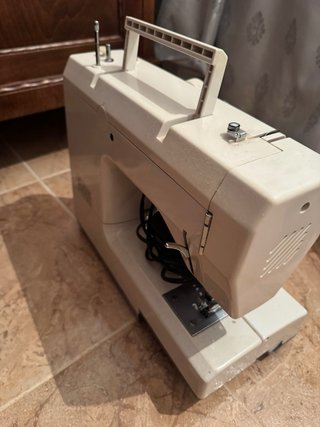 Máquina de coser Wertheim Super Stretch 690