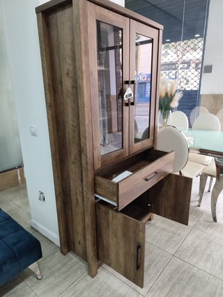 Vitrina 4 Puertas Madera y Cristal