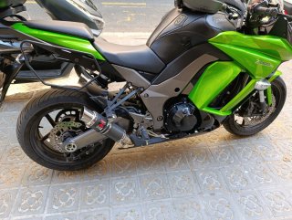 Tubos de escape Black Widow moto