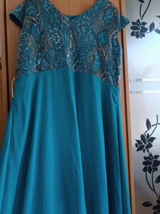 Vestido elegante talla 3 XL. PRÊT-A-PORTER. 42,70