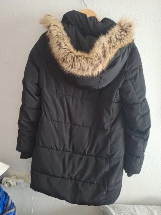 Plumífero Zara con capucha forrada Talla M