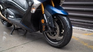 Yamaha TMAX 530 DX Maxi Scooter