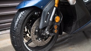 Yamaha TMAX 530 DX Maxi Scooter