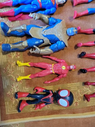 15 Figuras de Acción Superhéroes