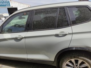 Puerta trasera izquierda Bmw X3 (F25) (2010-