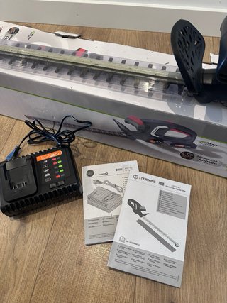 Cortasetos Sterwins con Batería UP20