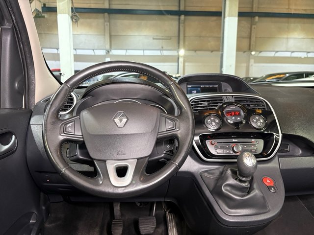 RENAULT KANGOO 2019 ETIQUETA C / VERSION EXTREAM