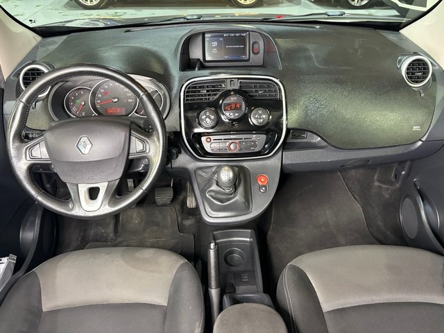 RENAULT KANGOO 2019 ETIQUETA C / VERSION EXTREAM