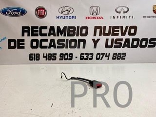 enganche cinturon seat leon 3 derecho