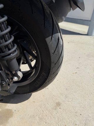 Yamaha X-MAX 400 ABS