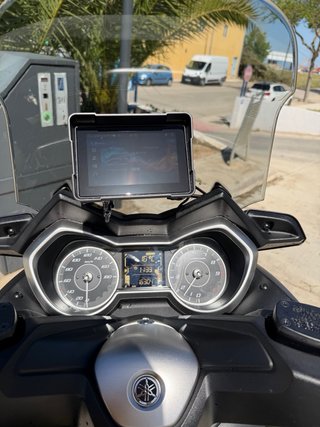 Yamaha X-MAX 400 ABS