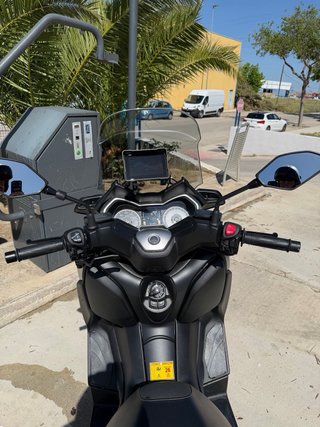 Yamaha X-MAX 400 ABS