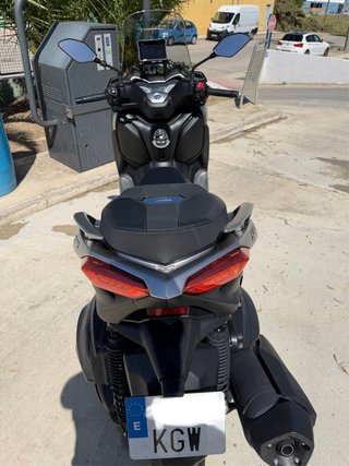Yamaha X-MAX 400 ABS