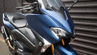 Yamaha TMAX 530 DX Azul