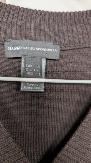 Vestido marrón con cinturón y bolsillos