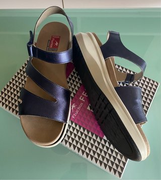 Sandalias Fluchos Azul Marino Talla 41 Nuevas