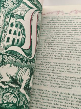Libro "La Historia Interminable" réplica artesanal