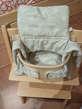 Trona de madera para bebé stoke tripp trapp