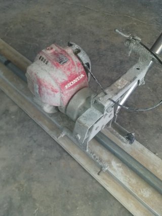 Regla vibratoria Honda GX 25 gasolina pa hormigón