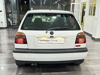 VOLKSWAGEN Golf 2.0 GTI SPECIAL