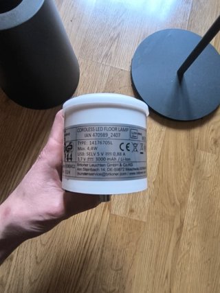Lámpara de pie LED desmontable