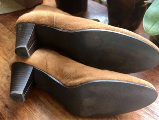 Botines de ante marrones