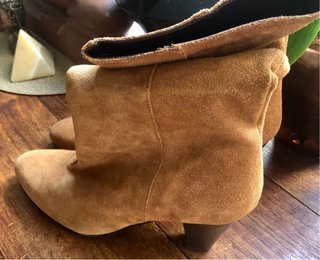 Botines de ante marrones
