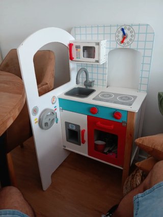 Cocina de juguete de madera