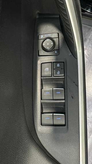 TOYOTA Rav4 2.5l PLUGIN 300PH eCVT Style Plus