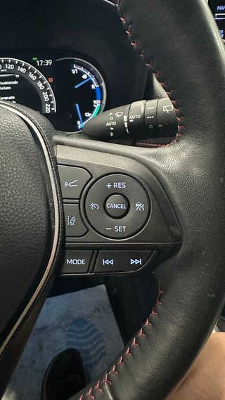TOYOTA Rav4 2.5l PLUGIN 300PH eCVT Style Plus