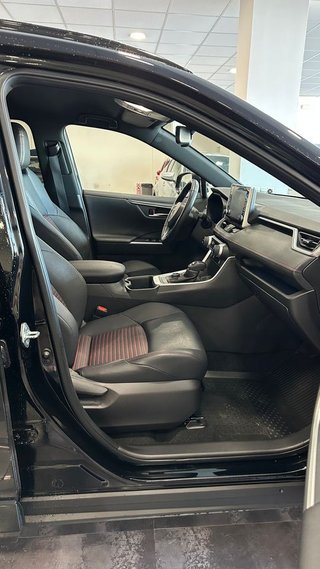 TOYOTA Rav4 2.5l PLUGIN 300PH eCVT Style Plus