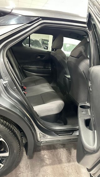 TOYOTA CHR 1.8 140H Advance