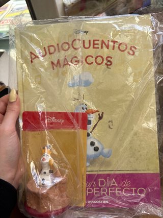 Audiocuentos Mágicos Disney con Figura Olaf